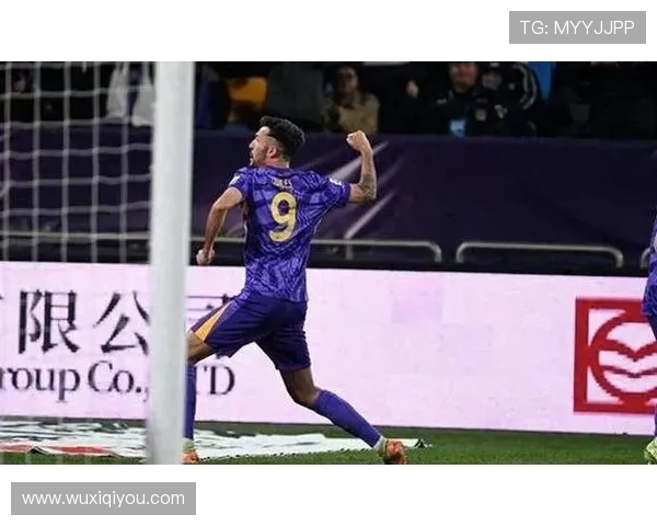 海港1-1津门虎失去榜首 加布里埃尔点射基莱斯扳平 蒯纪闻读秒中柱错失胜机